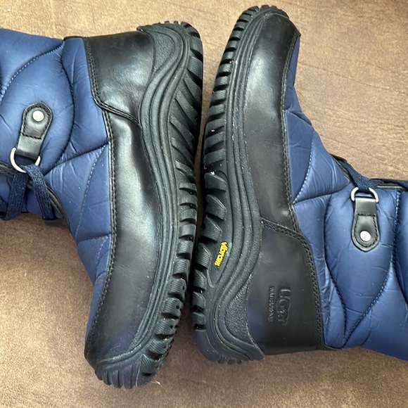Ugg Lorien Waterproof Tech Boots  1003353 W Midnight Size 7.5 - Picture 6 of 10